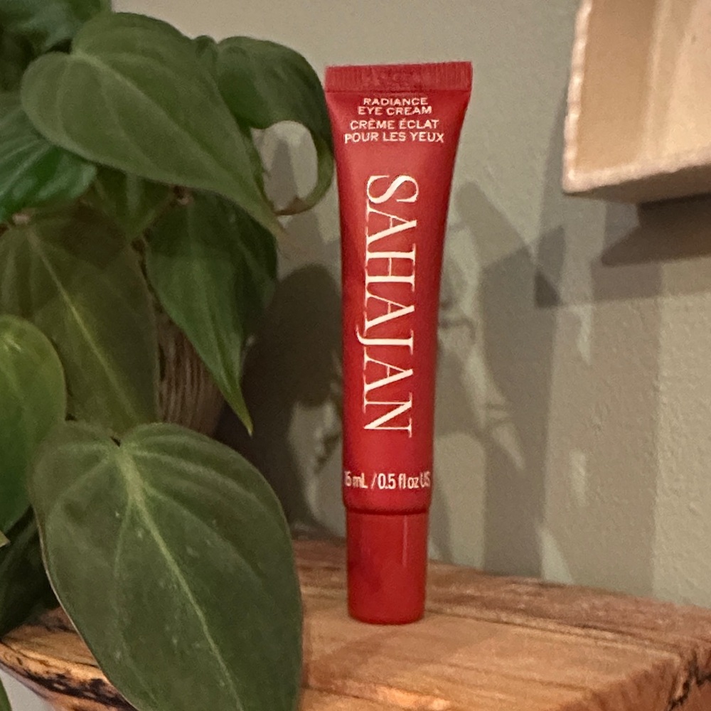 NIB ✨ Sahajan Radiance Eye Cream